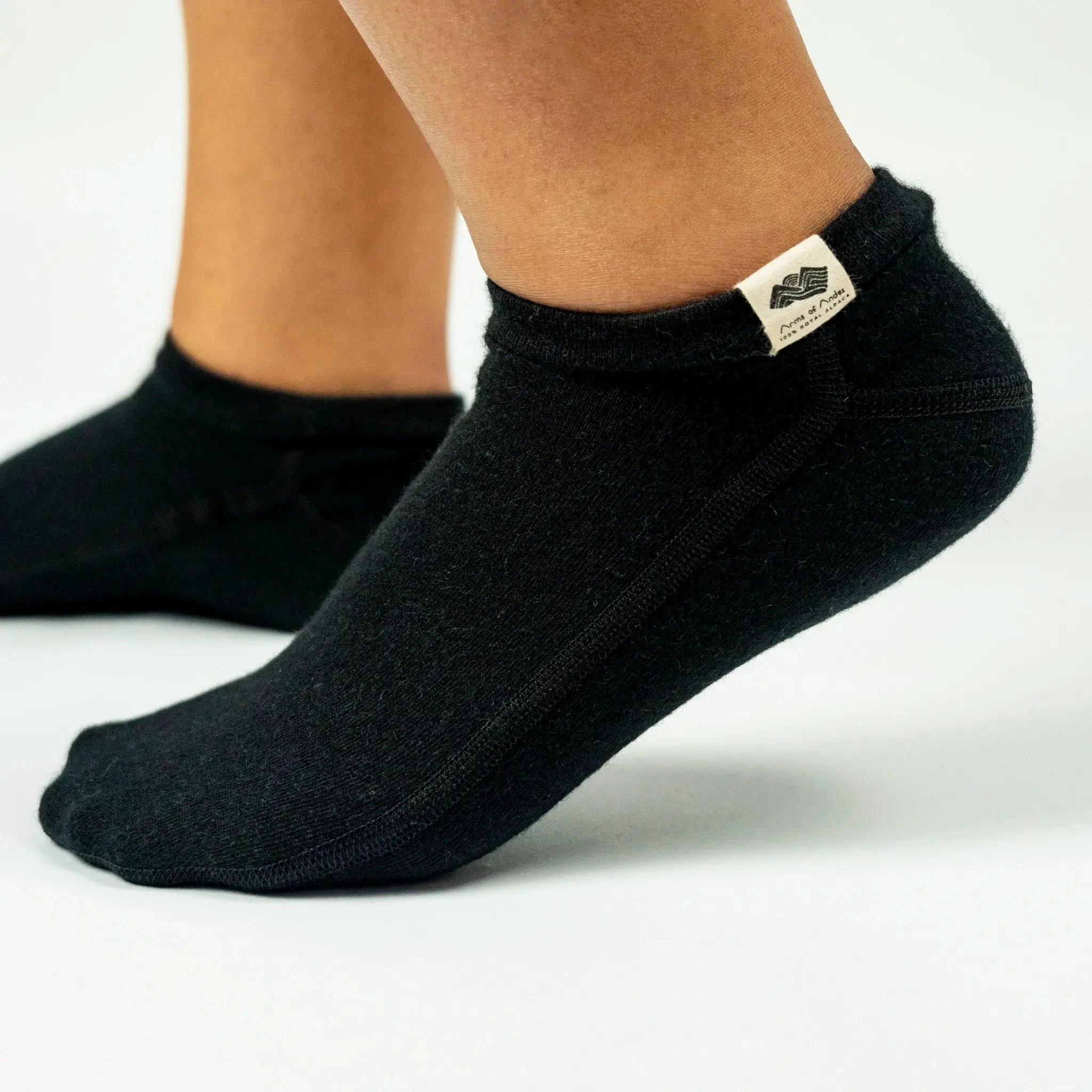 Cozy Alpaca Wool Unisex Slipper Socks – Warm Comfort, Midweight Style!